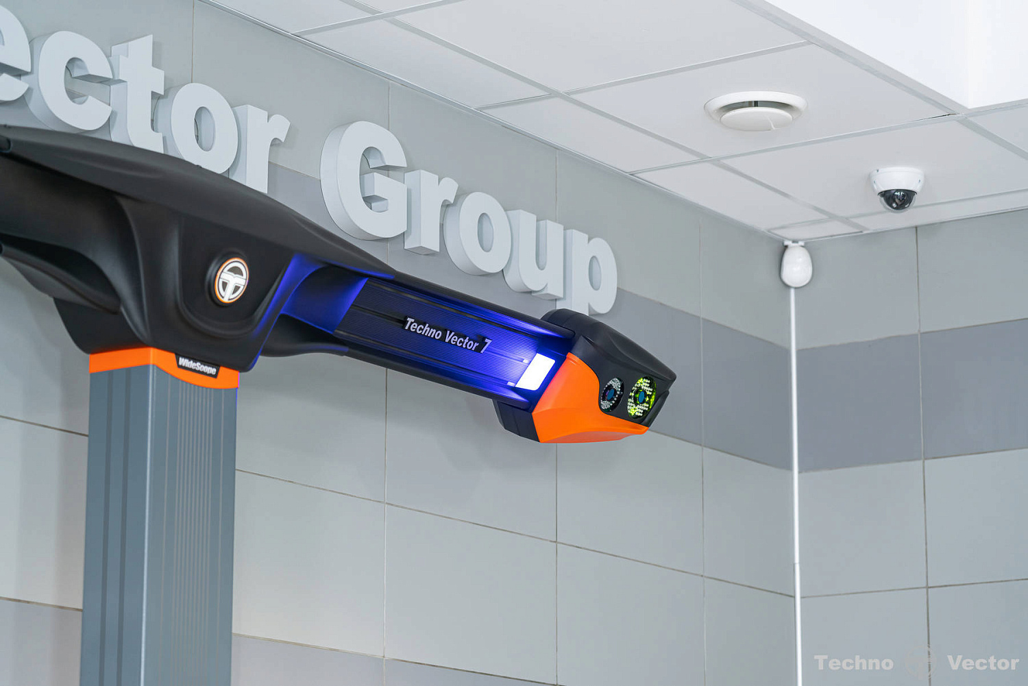 Стенд развал-схождение 3D с 4-мя камерами ТехноВектор 7 T7204 TAS